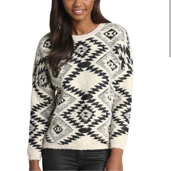 McGinn Taylor Oversized Eyelash Sweater Southwest - Size Small - Picture 1 of 7